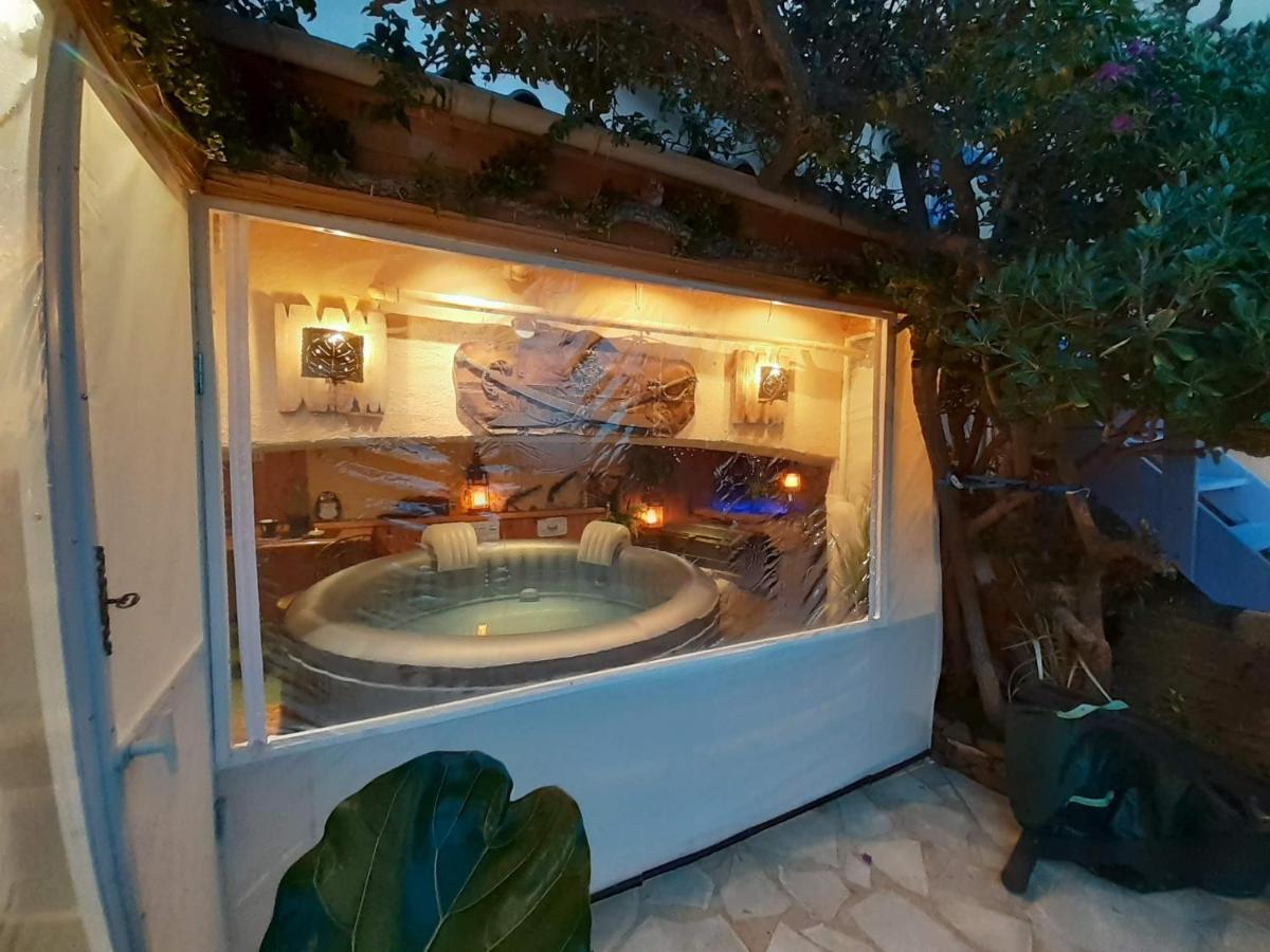 Coeurs de Pirates en Hiver SPA SAUNA TERRASSES ABRITEES JARDIN Vélos B&B Cavalaire-sur-Mer Extérieur photo