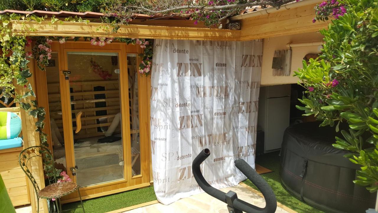 Coeurs de Pirates en Hiver SPA SAUNA TERRASSES ABRITEES JARDIN Vélos B&B Cavalaire-sur-Mer Extérieur photo