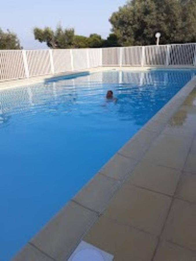 Coeurs de Pirates en Hiver SPA SAUNA TERRASSES ABRITEES JARDIN Vélos B&B Cavalaire-sur-Mer Extérieur photo